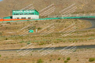 media/Jun-01-2025-CalClub SCCA (Sun) [[eae223c5dd]]/Group 3/Qualifying/